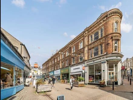Kendrick Street, GL5 1AQ