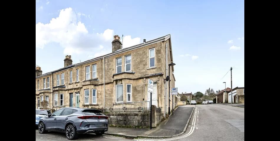 Property Image 0