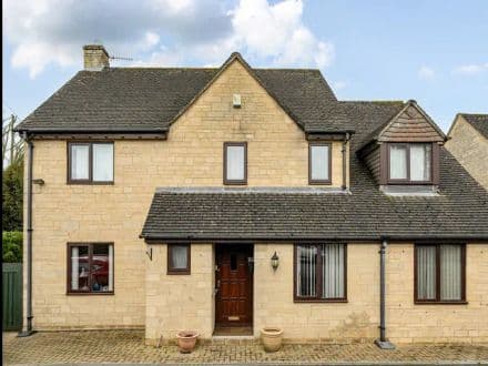 Churchill Way, GL6 6RQ
