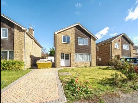 84 Meadow Close, OX2 9NZ