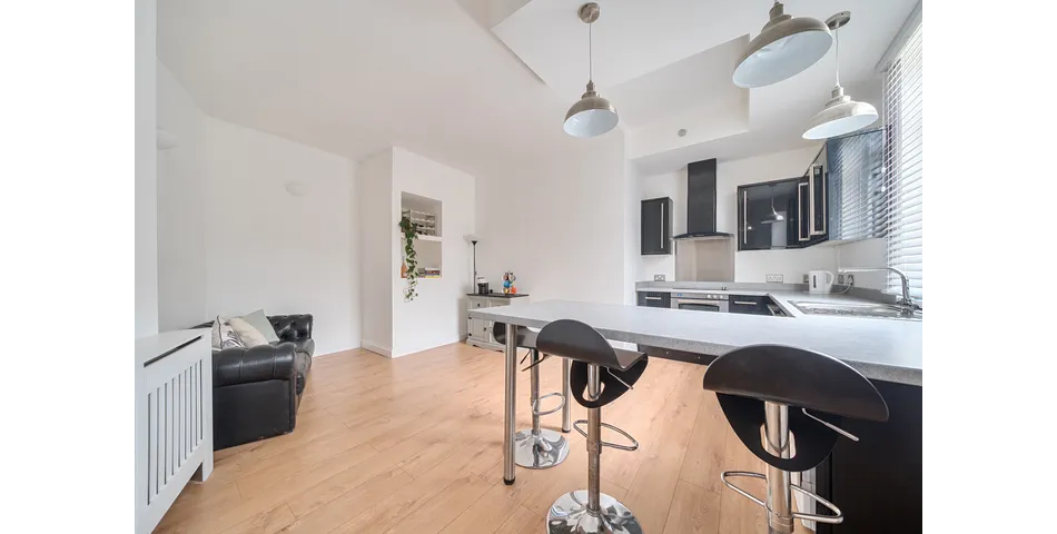 Property Image 0