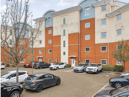 Flat 15, Burlescombe House, Burrage Road, RH1 1TL