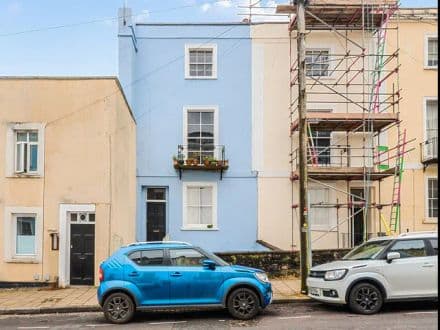Southleigh Road, BS8 2BH