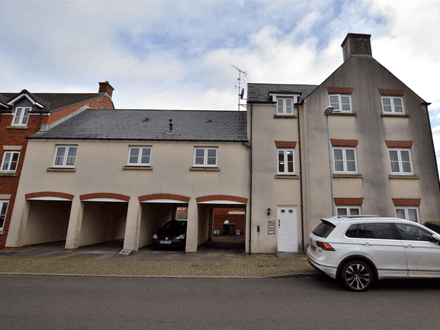 Cannon Corner, GL3 4FD