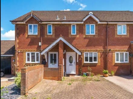 Troon Drive, BS30 8GR